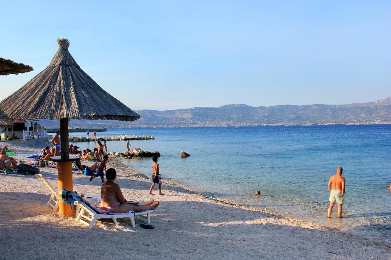 Apartments By The Sea Slatine, Ciovo - 1126 Trogir Bagian luar foto