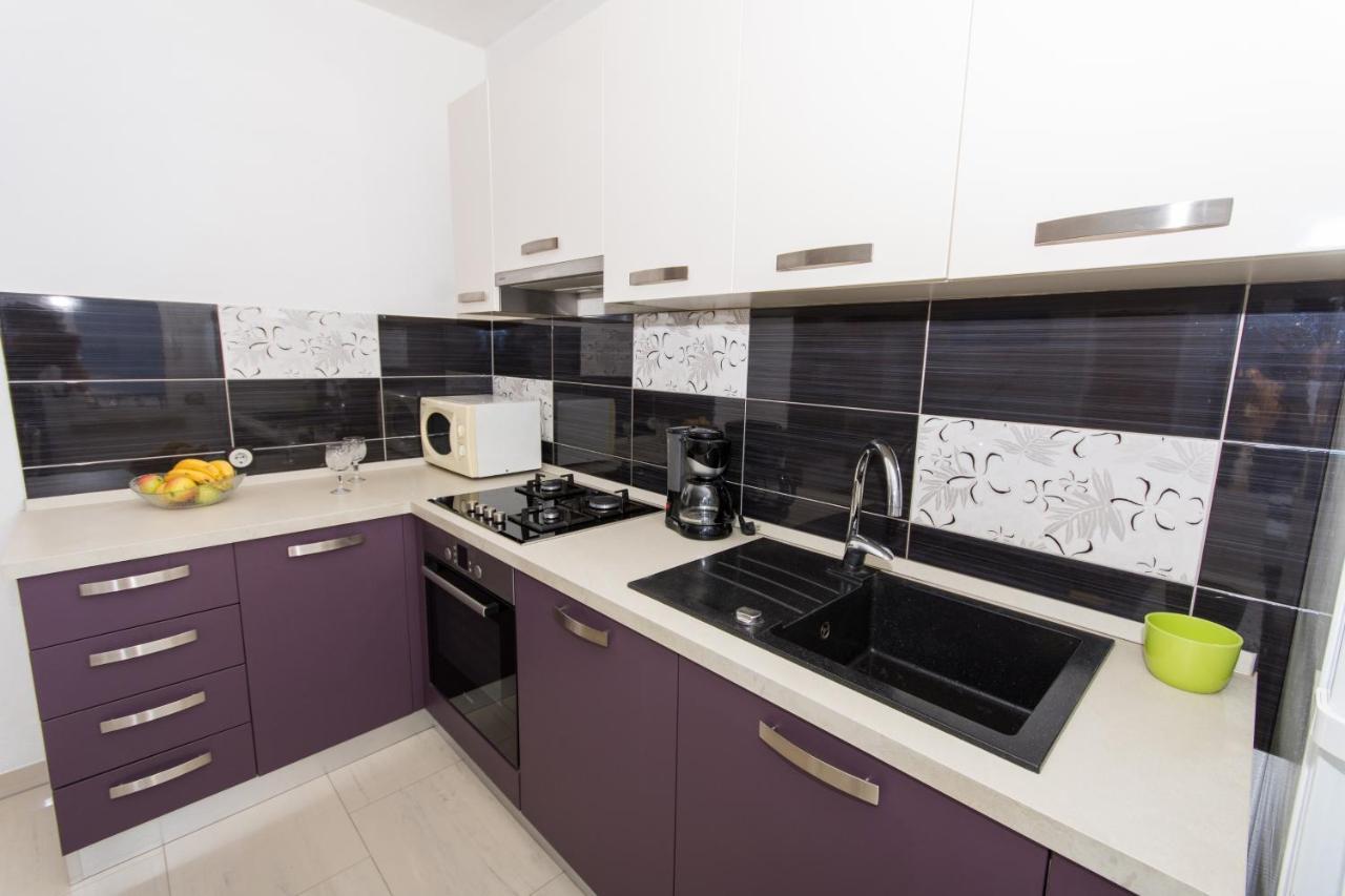 Apartments By The Sea Slatine, Ciovo - 1126 Trogir Bagian luar foto