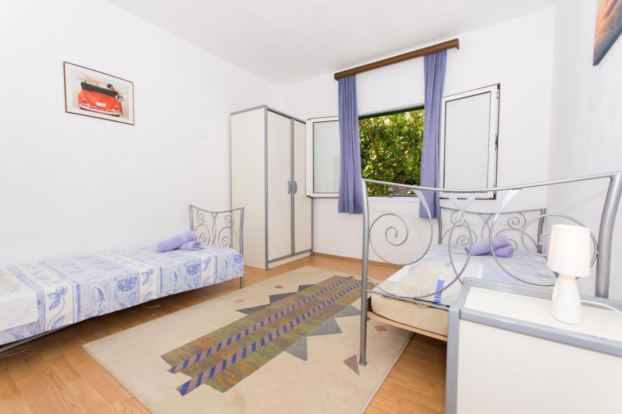 Apartments By The Sea Slatine, Ciovo - 1126 Trogir Bagian luar foto