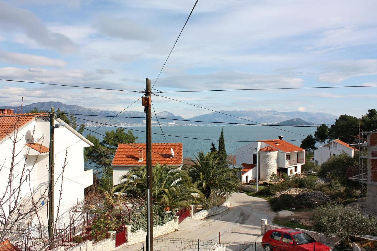 Apartments By The Sea Slatine, Ciovo - 1126 Trogir Bagian luar foto