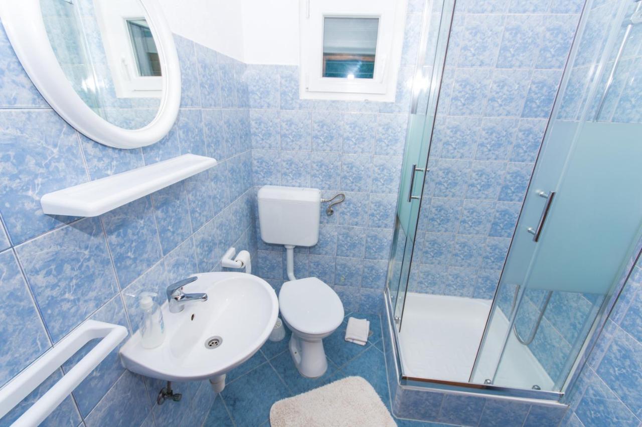 Apartments By The Sea Slatine, Ciovo - 1126 Trogir Bagian luar foto