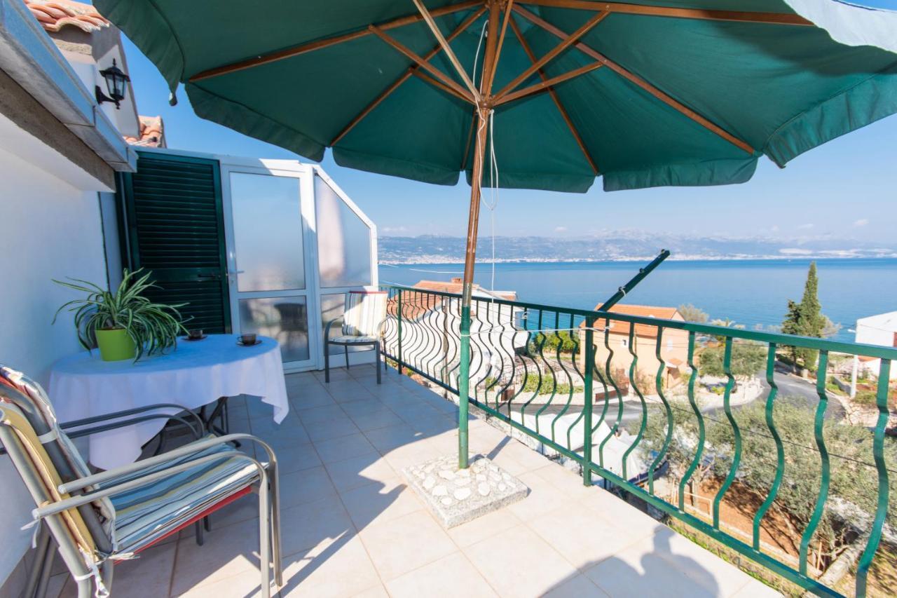 Apartments By The Sea Slatine, Ciovo - 1126 Trogir Bagian luar foto
